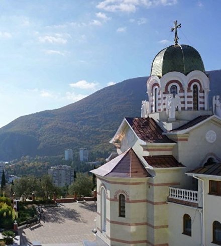 Подворье Космо-Дамиановского монастыря