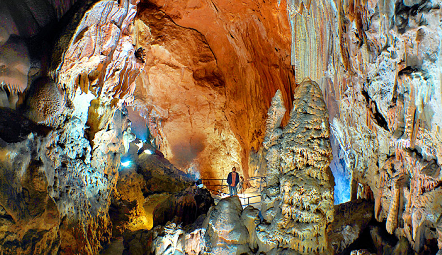 Skelskaya cave