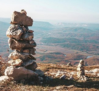Там, где дрейфует компас и исполняются желания: топ-5 аномальных мест Крыма