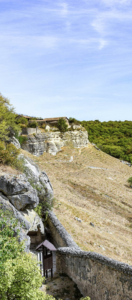 Пещерный город Чуфут-Кале