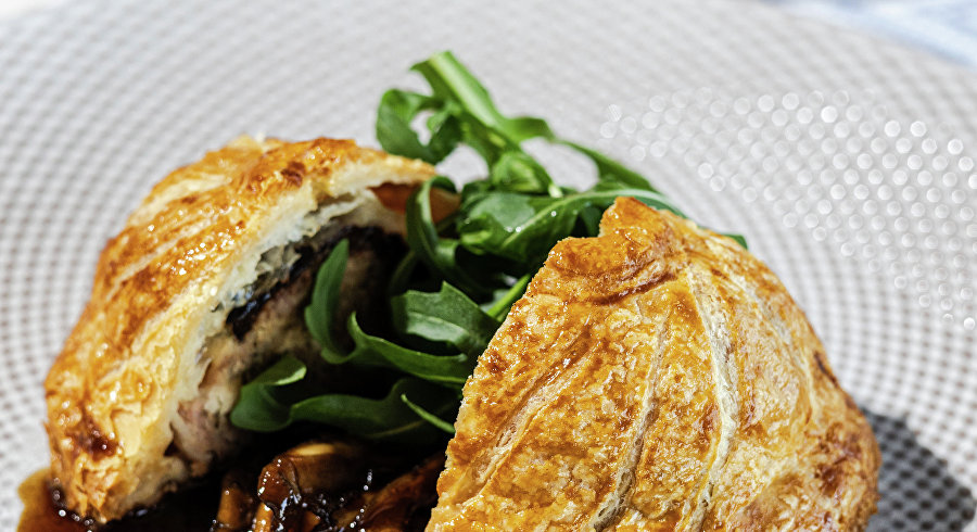 Новогодние сеты от крымских ресторанов: что предлагают в Алуште