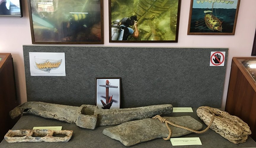 Экспонаты Музея подводной археологии в Феодосии